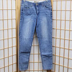 Democracy Ab Technology light wash blue jeans skinny leg with stretch EUC sz 10